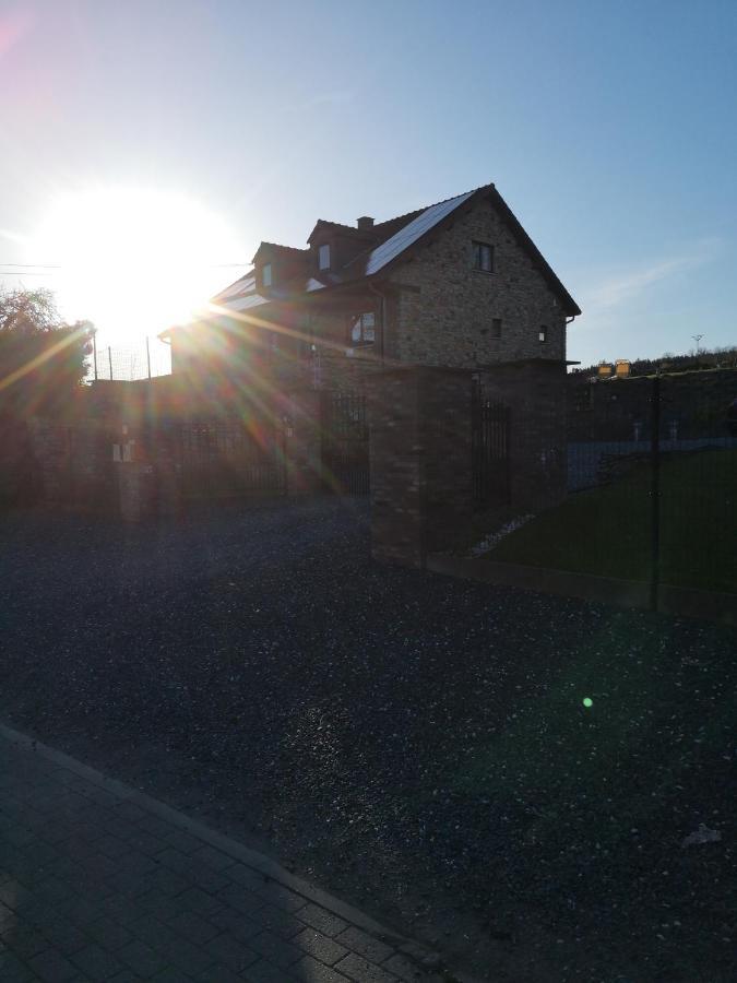 Au Louis D'Or, Gite Pour 6 Personnes , Lierneux Exterior photo